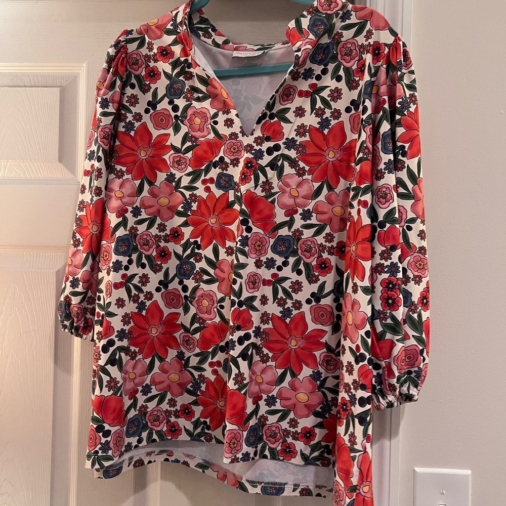 Smith and Quinn Eliza red Floral Women's Top